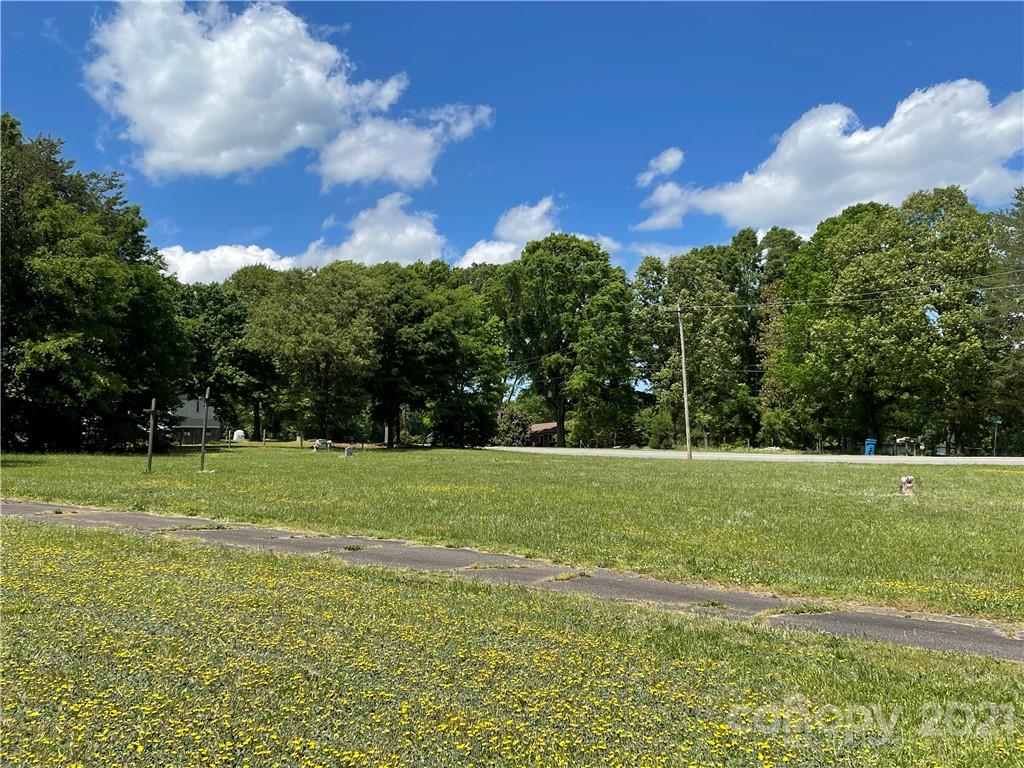 main property photo 35