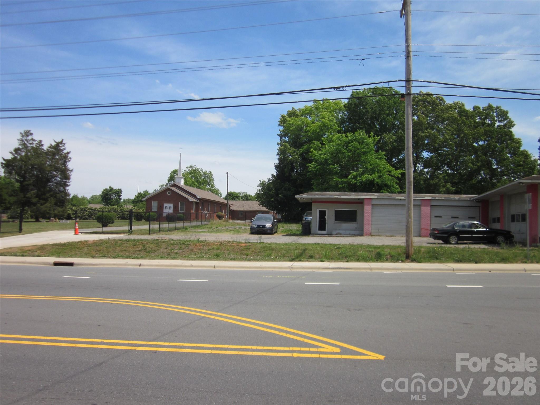 main property photo 3