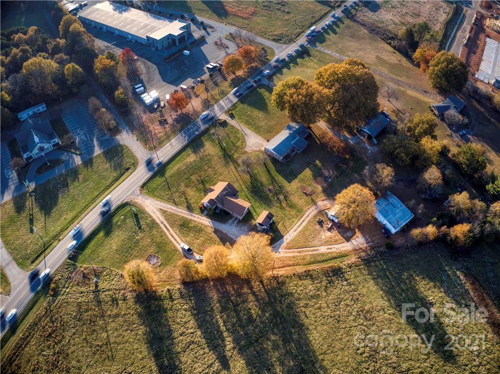 main property photo 29