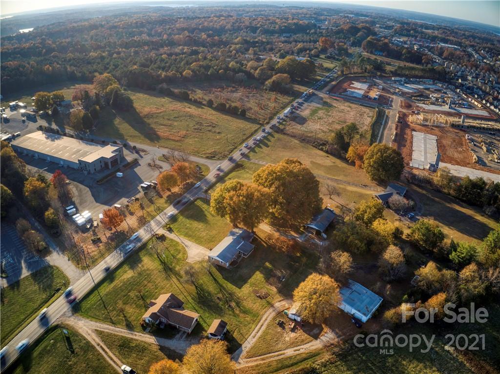 main property photo 31