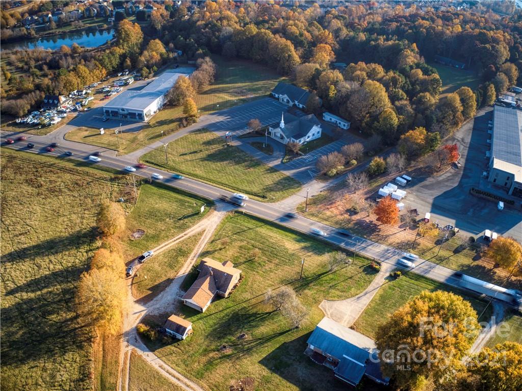main property photo 33