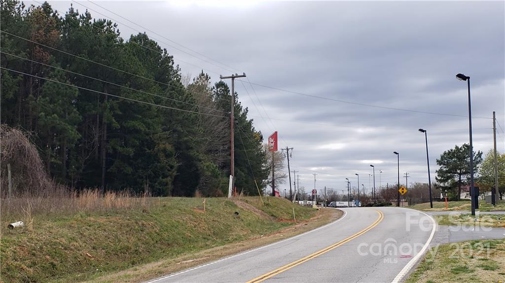 main property photo 31