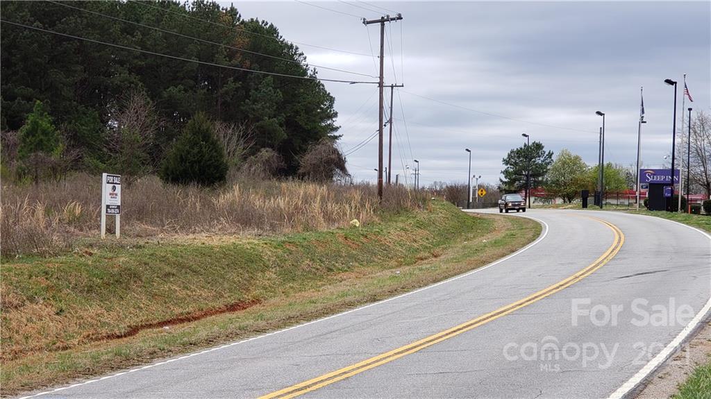 main property photo 34
