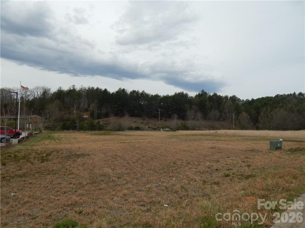 main property photo 9