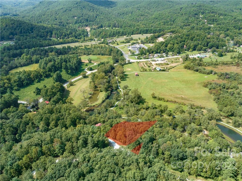 main property photo 10