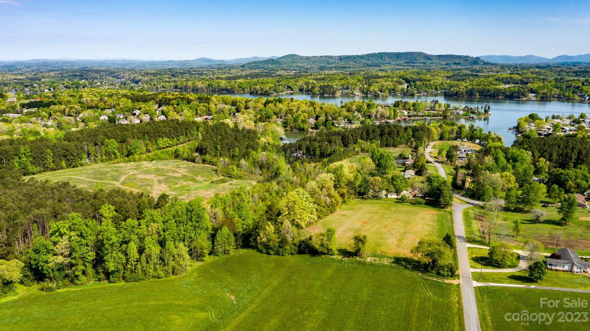 main property photo 13