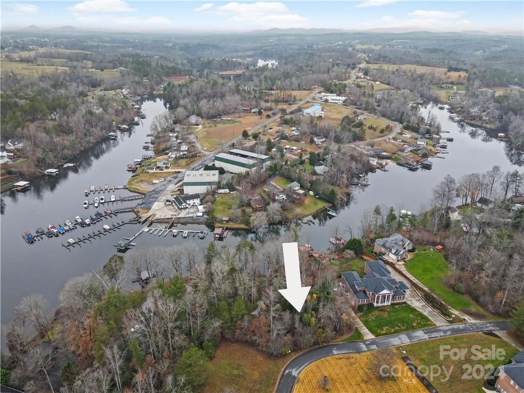 main property photo 10