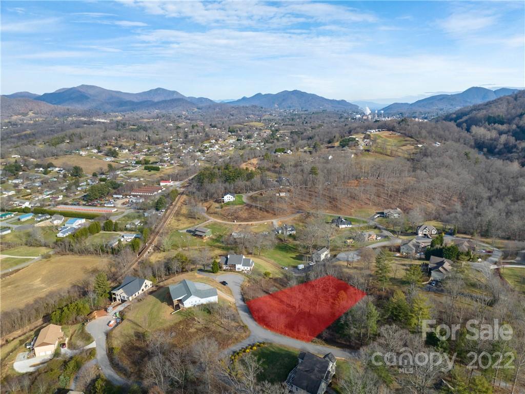 main property photo 14