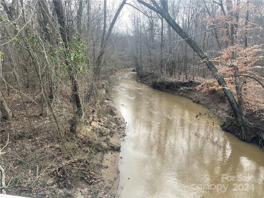 property viewer photo 2