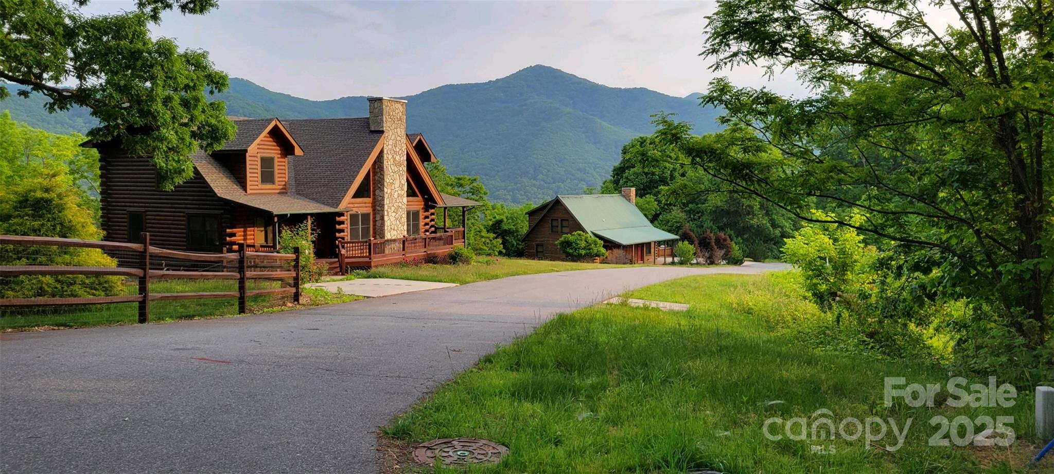 main property photo 4