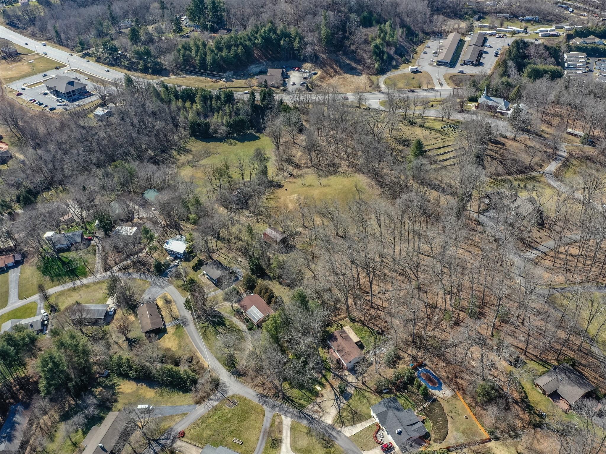 main property photo 20