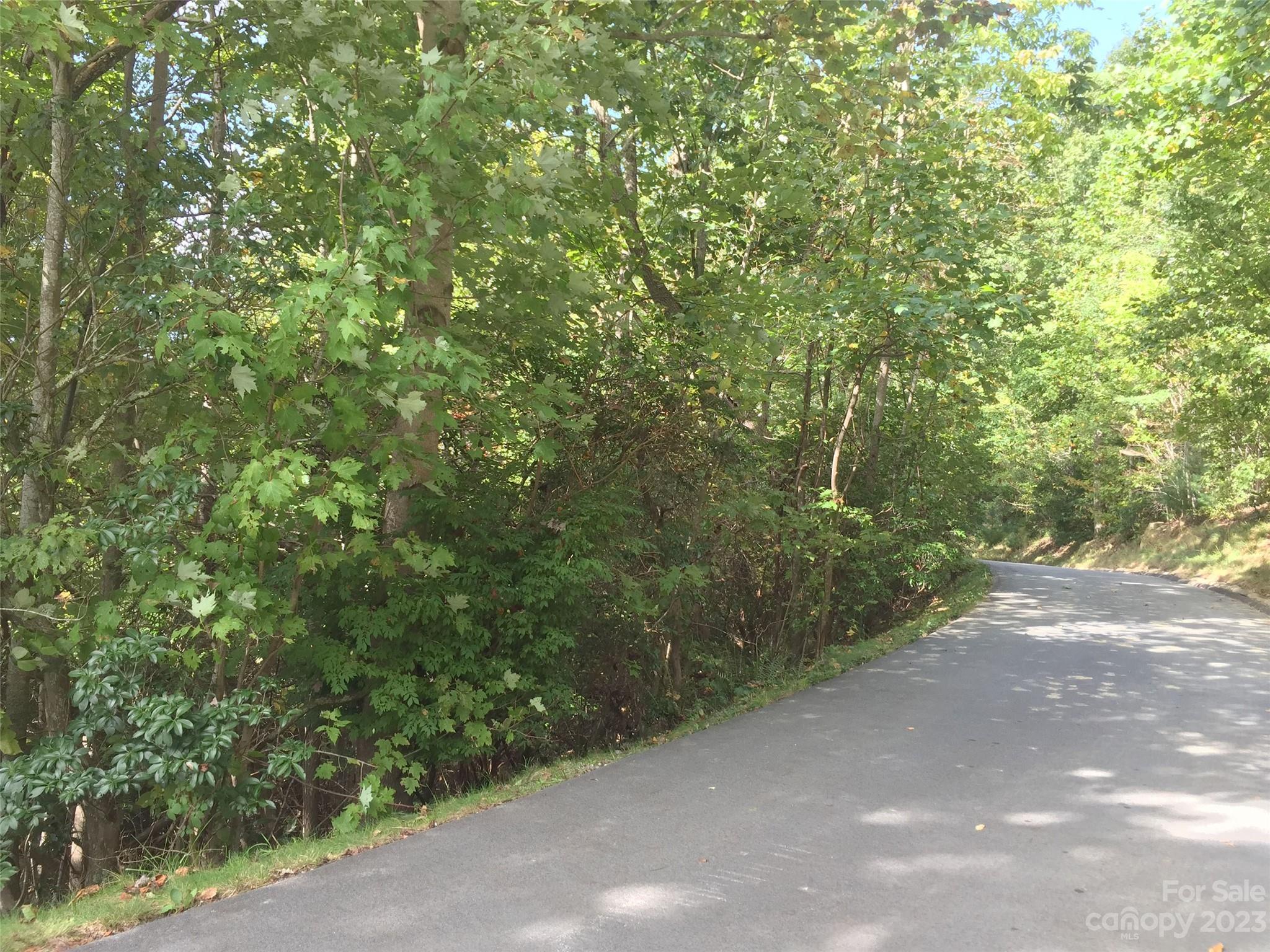 main property photo 11
