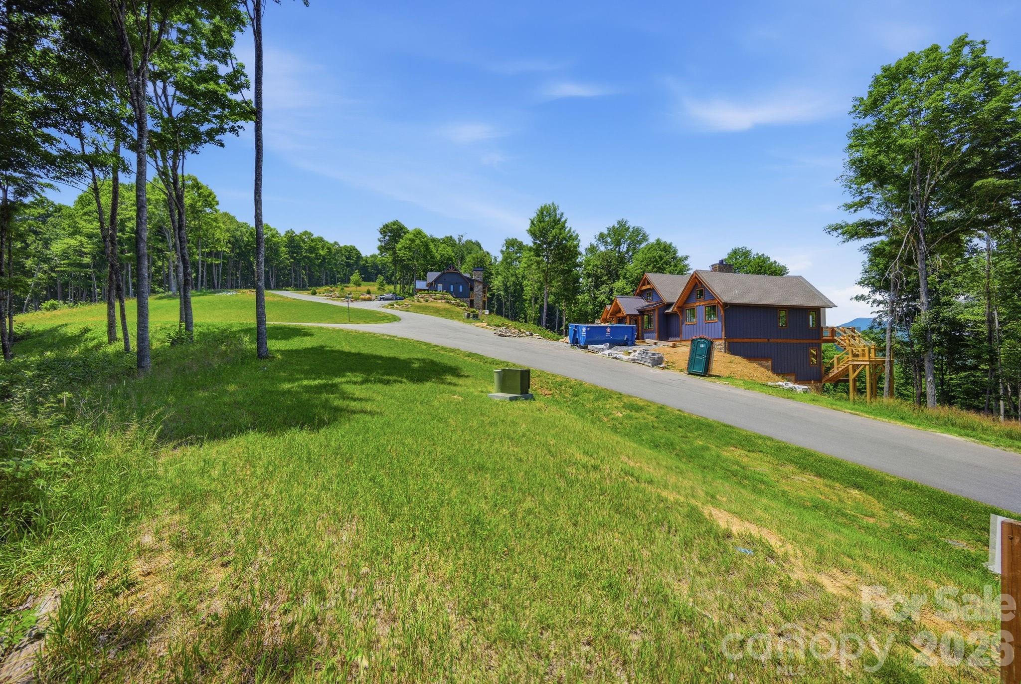 main property photo 10