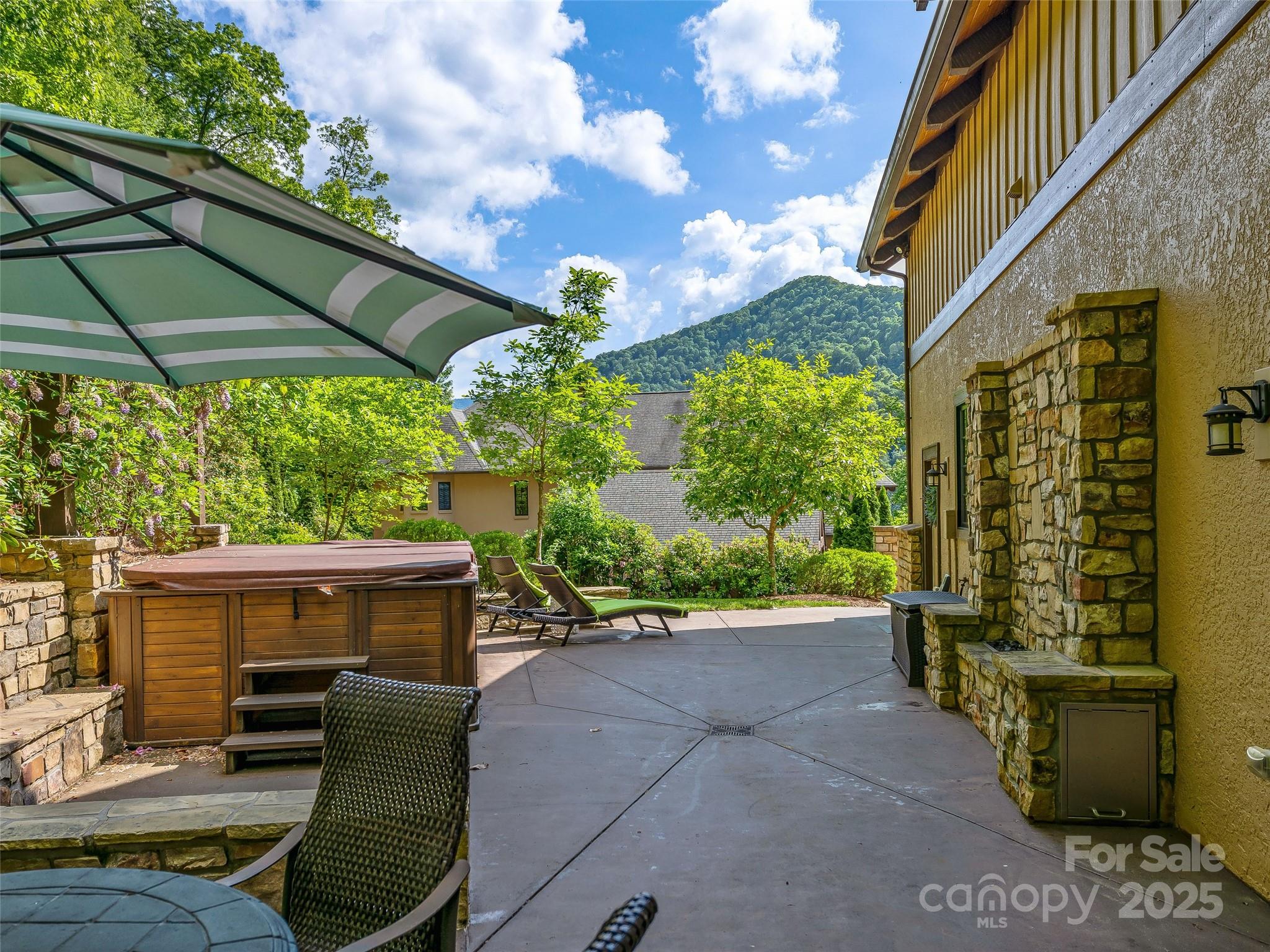 main property photo 31