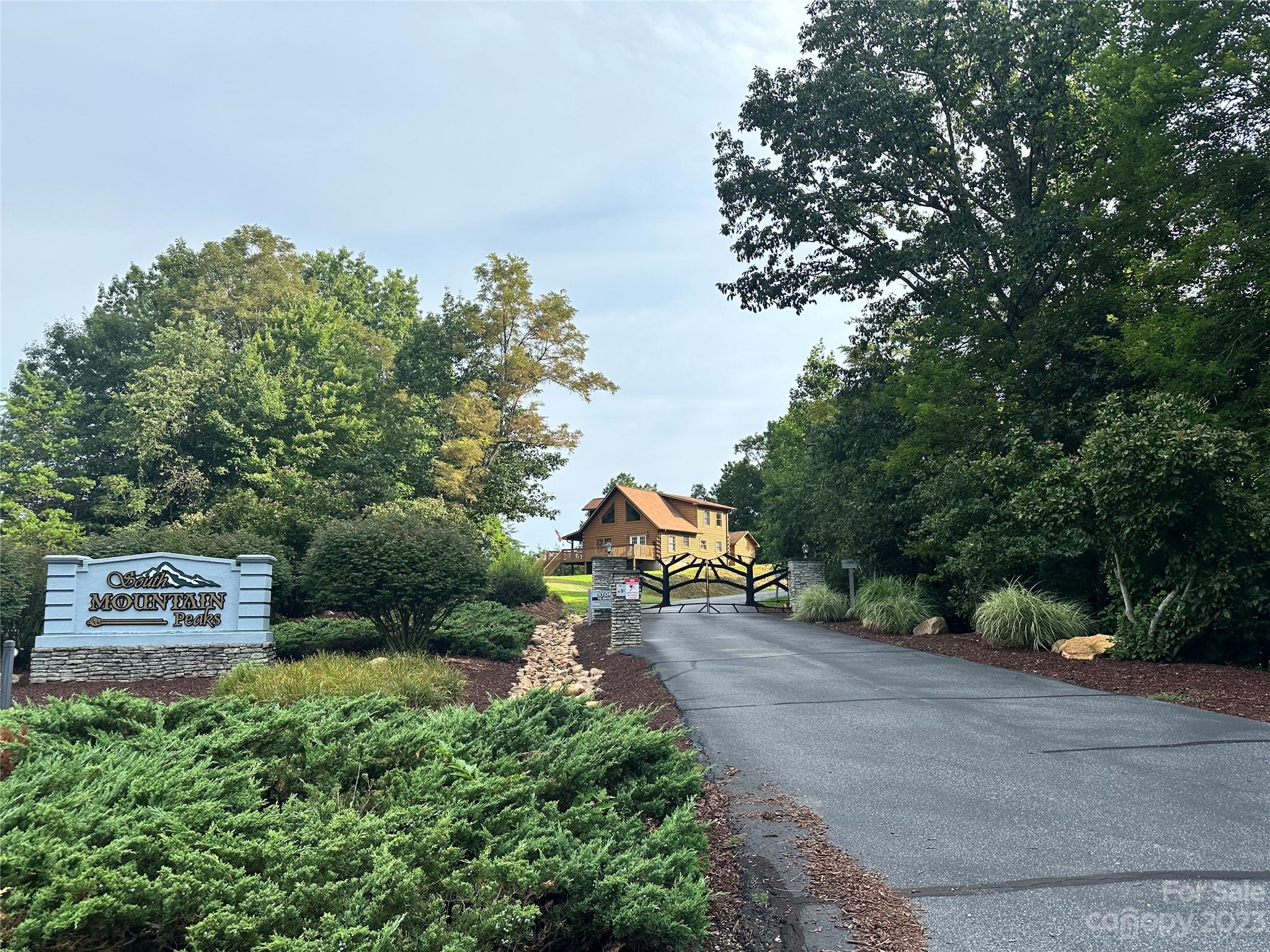 main property photo 15