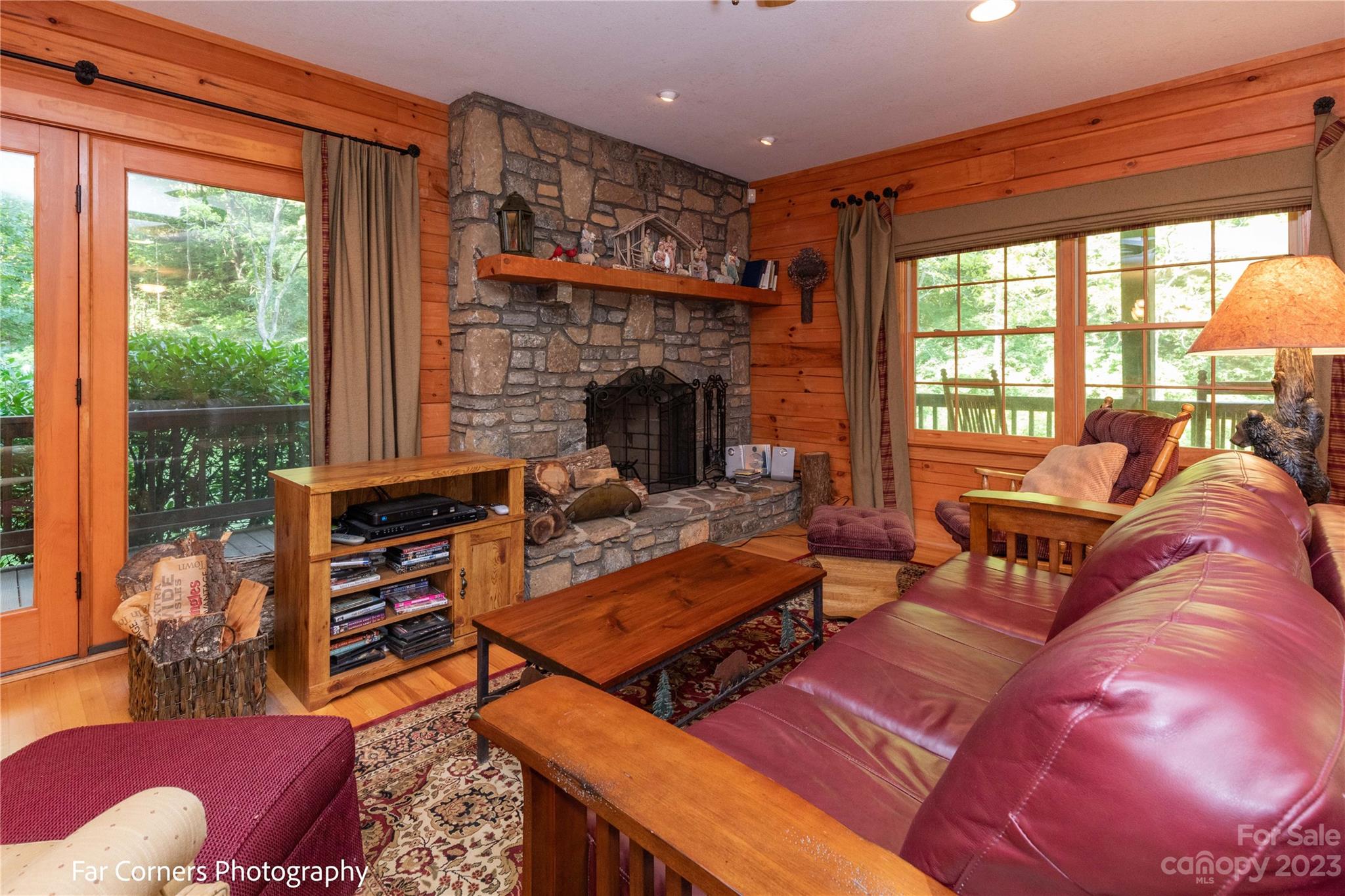main property photo 6