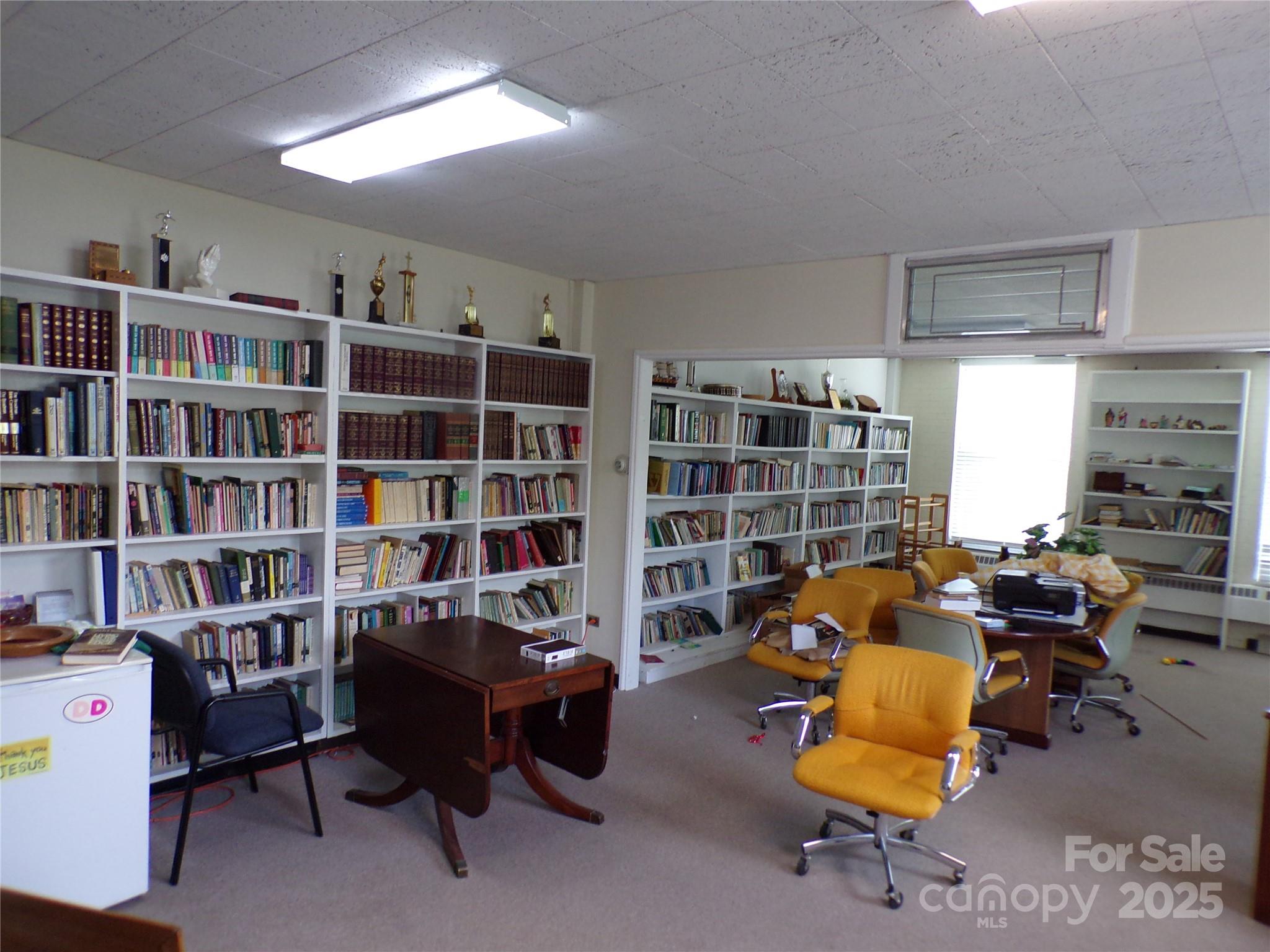 main property photo 27