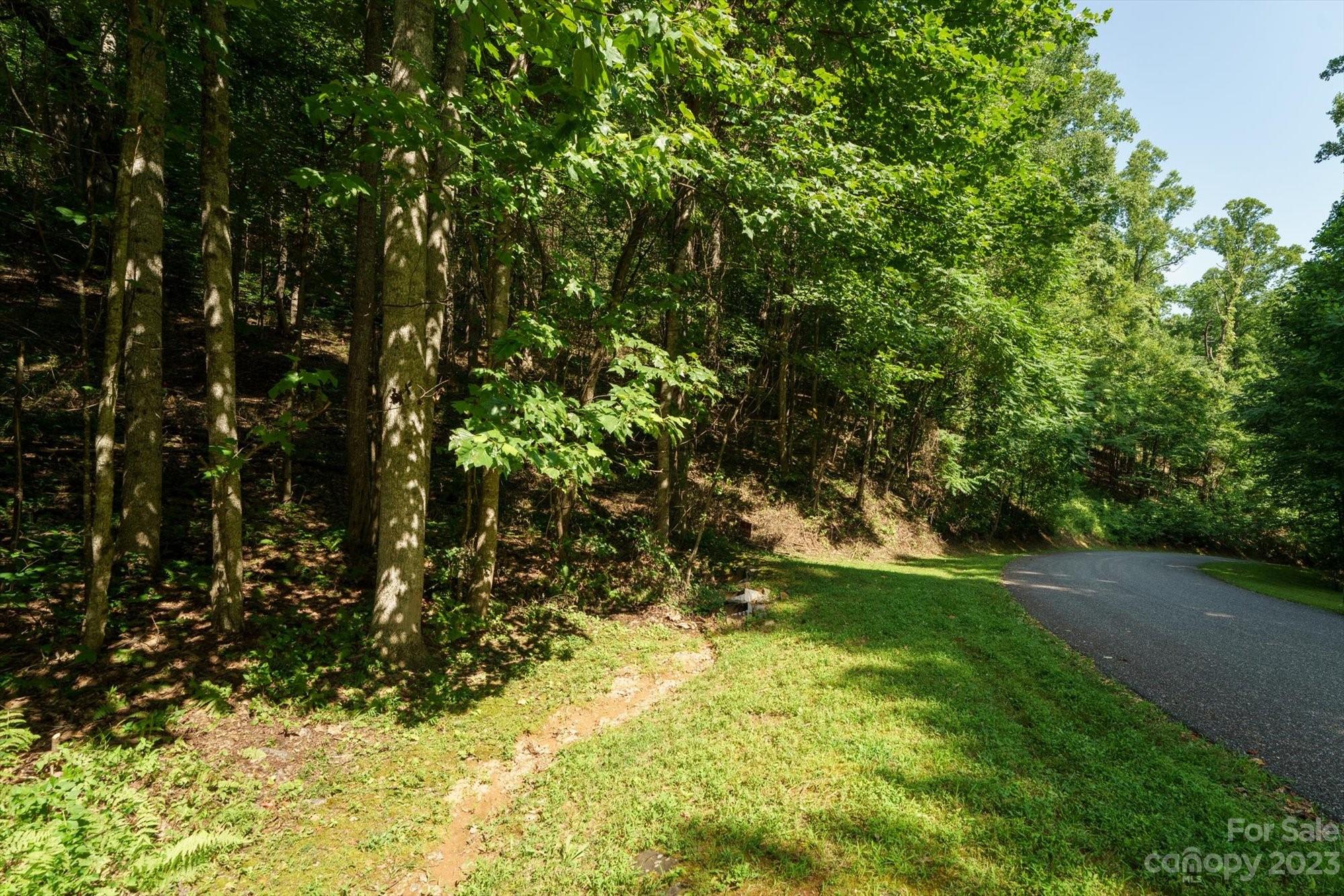 main property photo 10