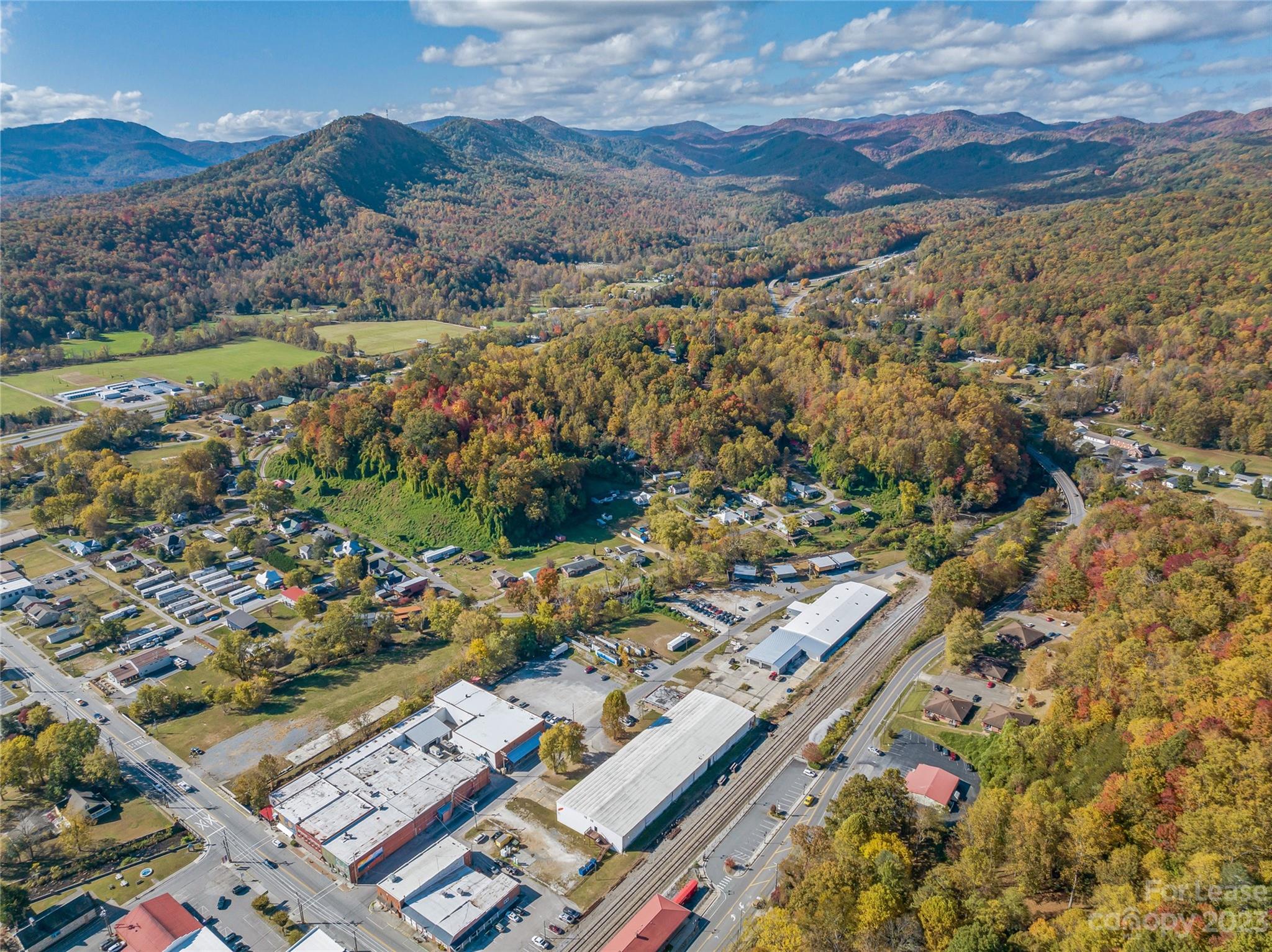 main property photo 16