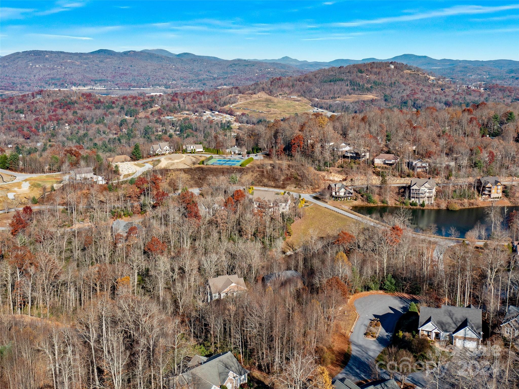 main property photo 11