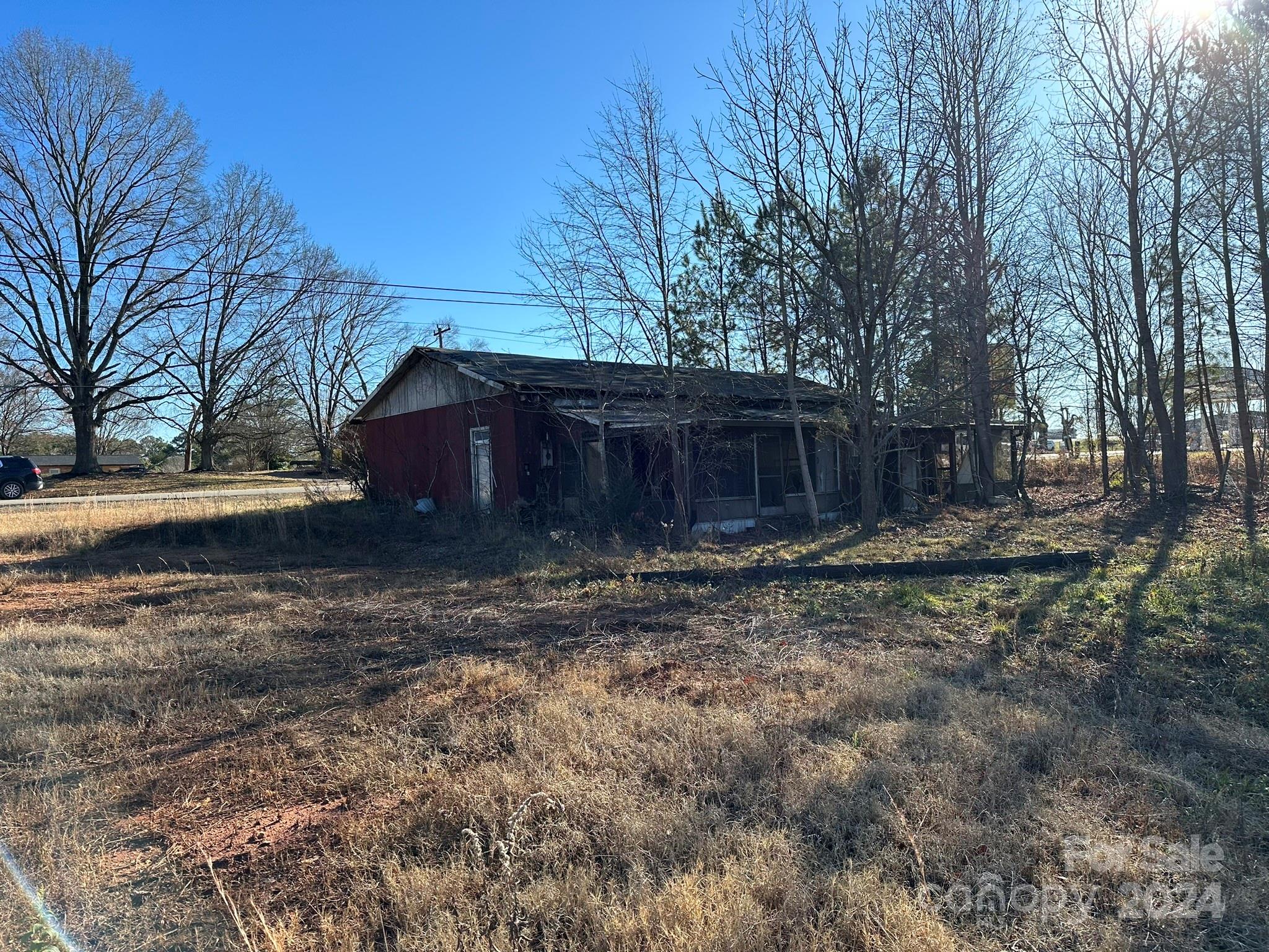 main property photo 2