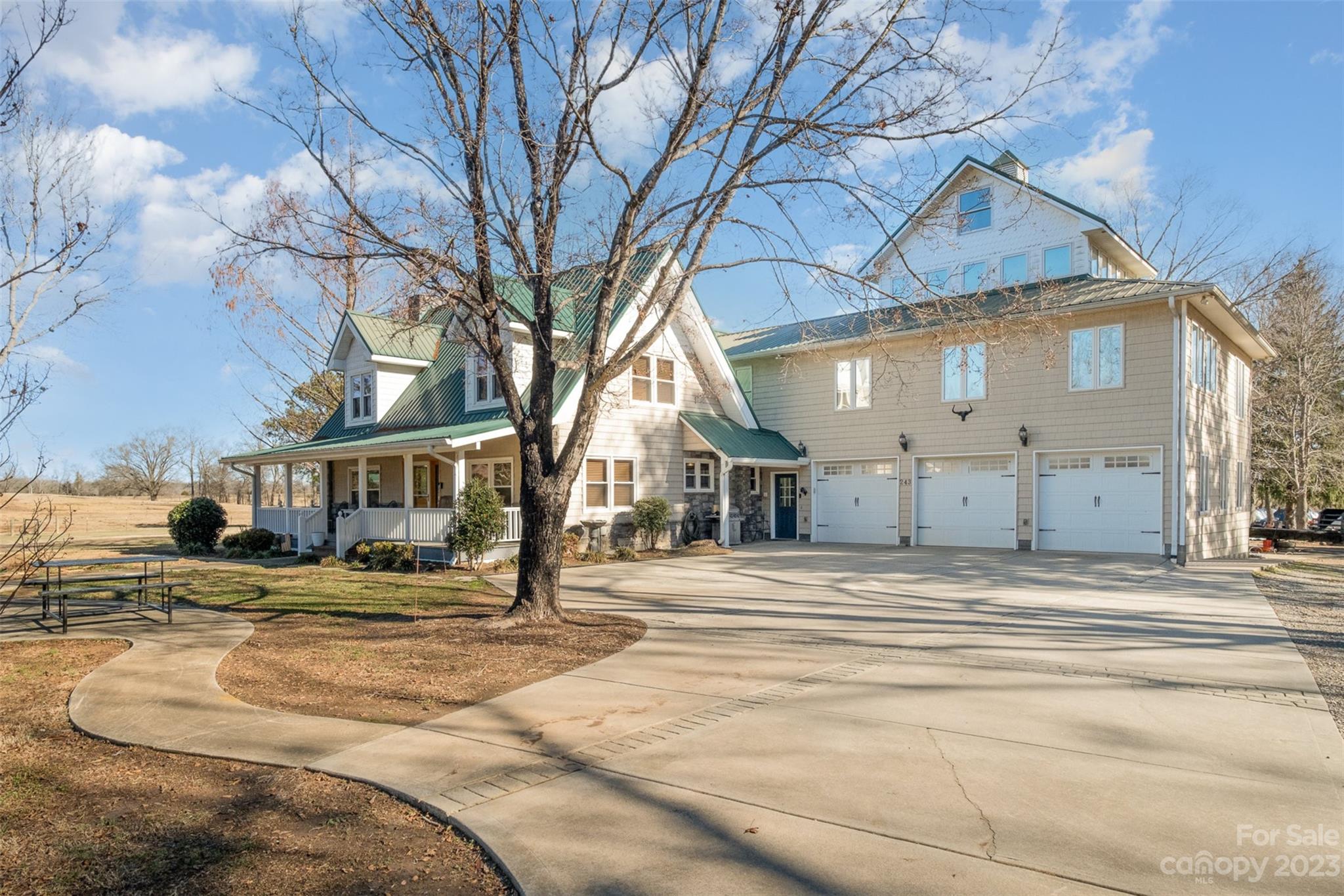 main property photo 2