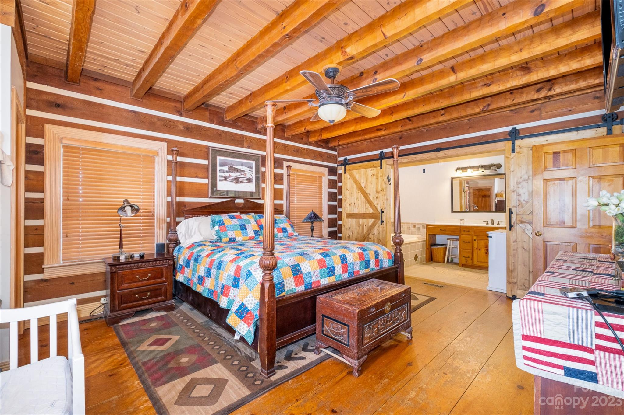 main property photo 25