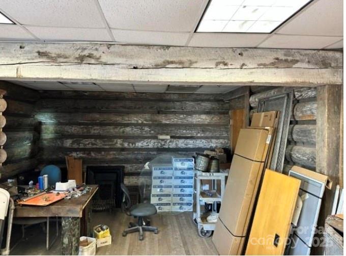 main property photo 7