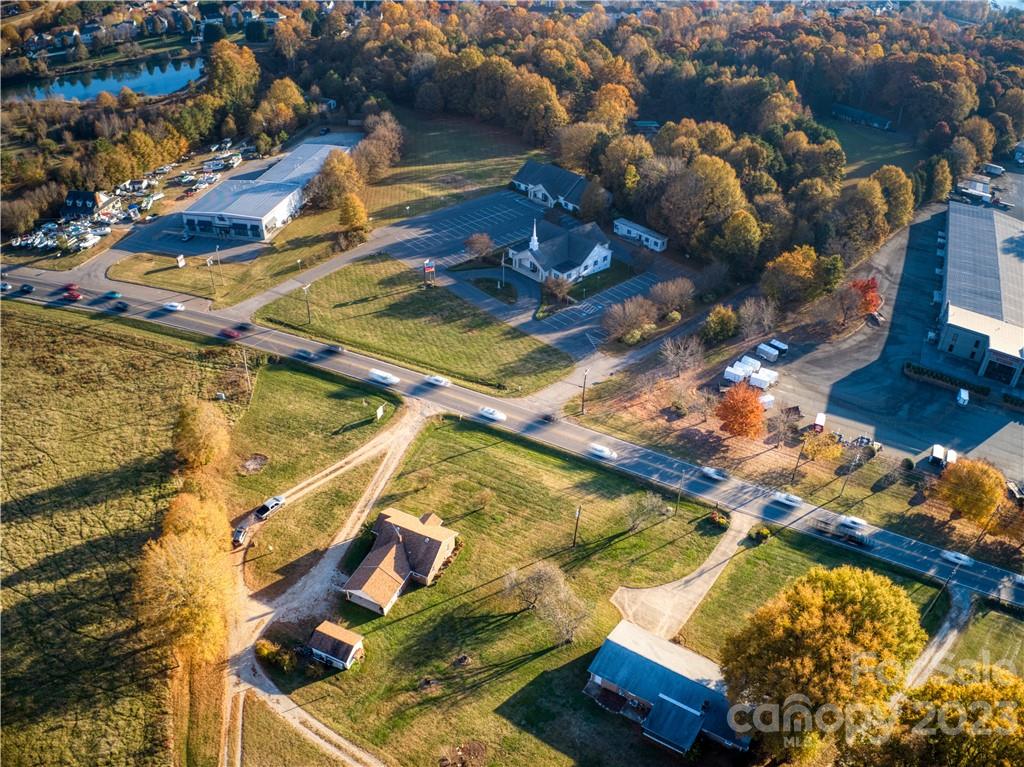 main property photo 24