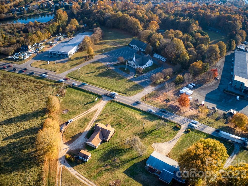 main property photo 25