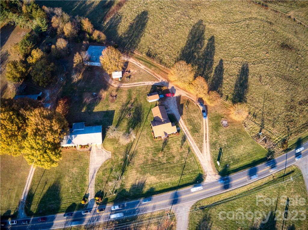 main property photo 36