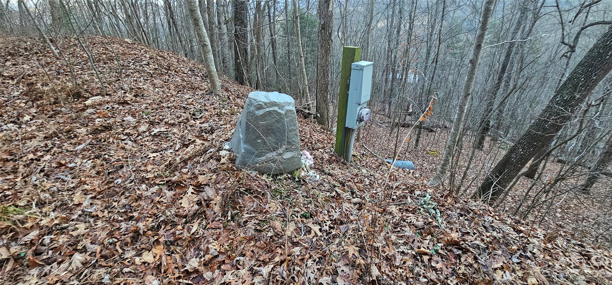 main property photo 27