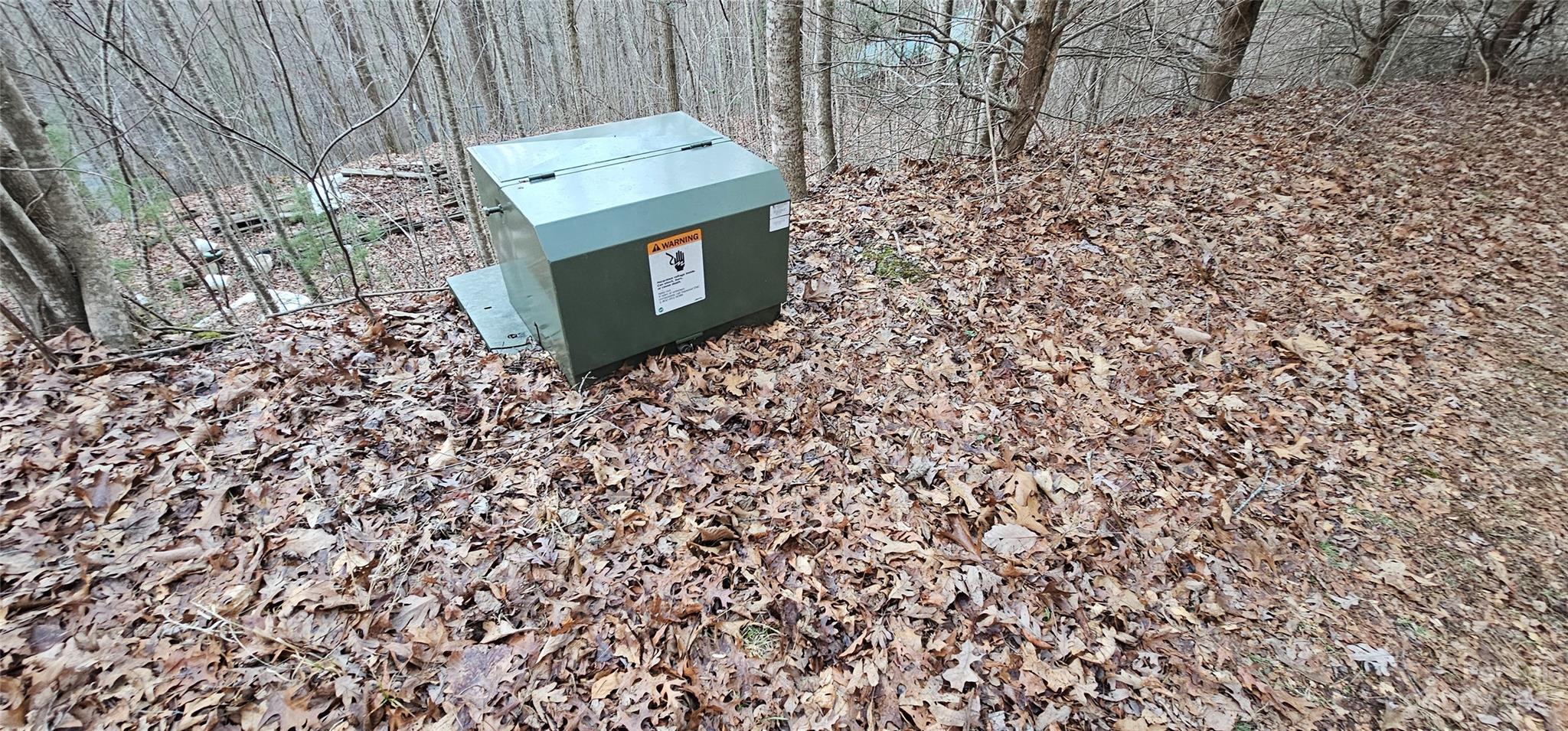 main property photo 28
