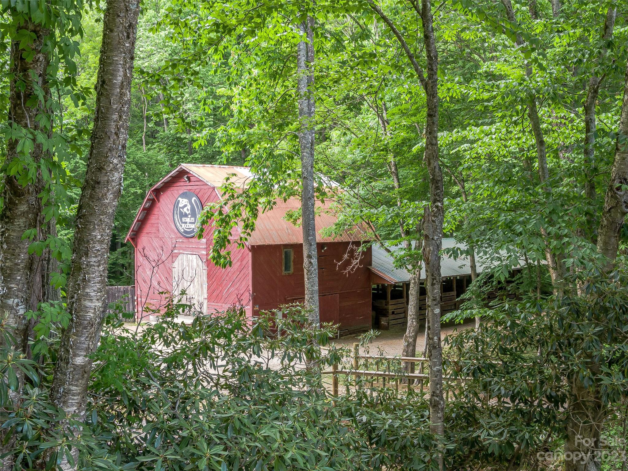 main property photo 16