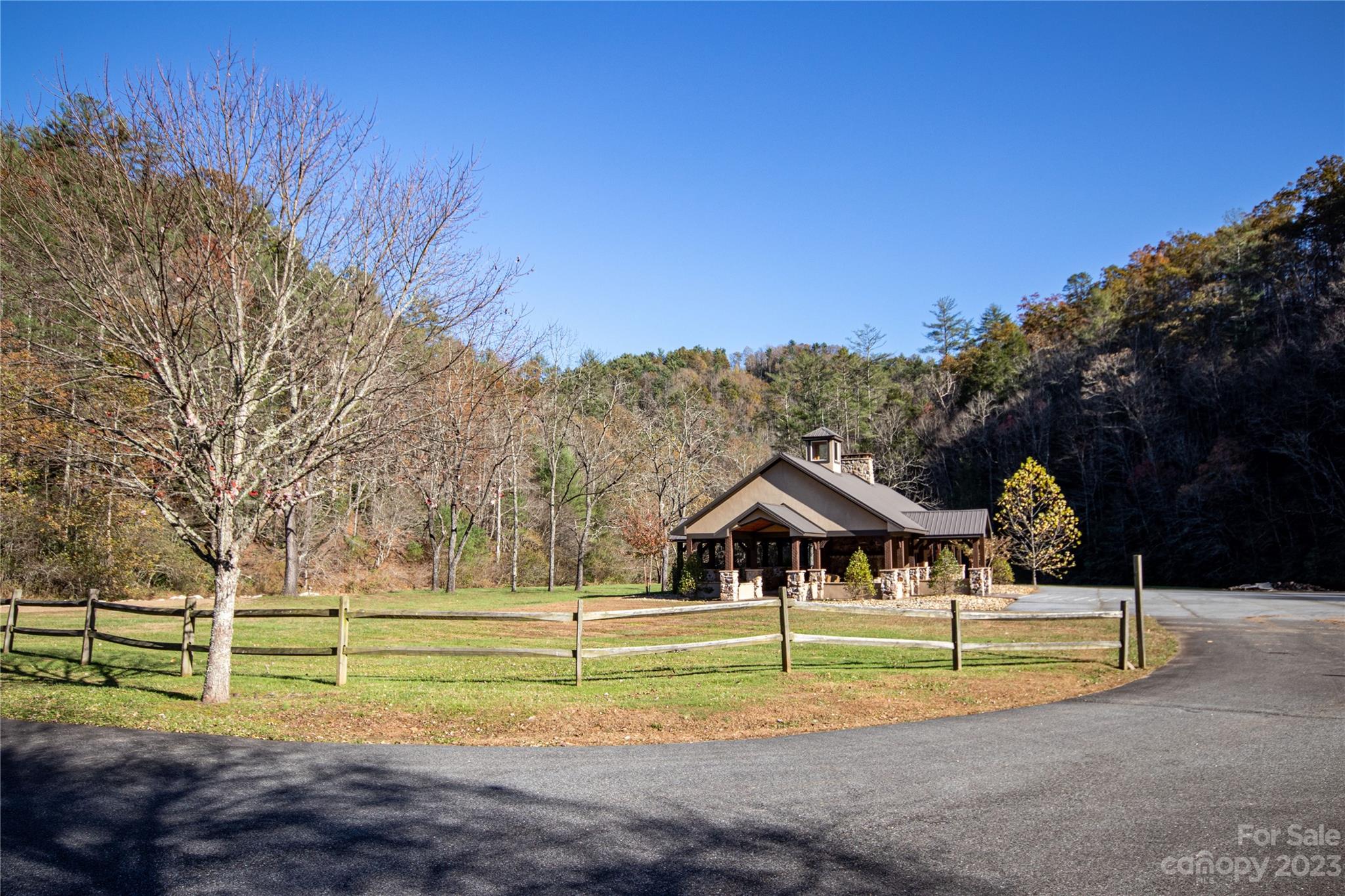 main property photo 34