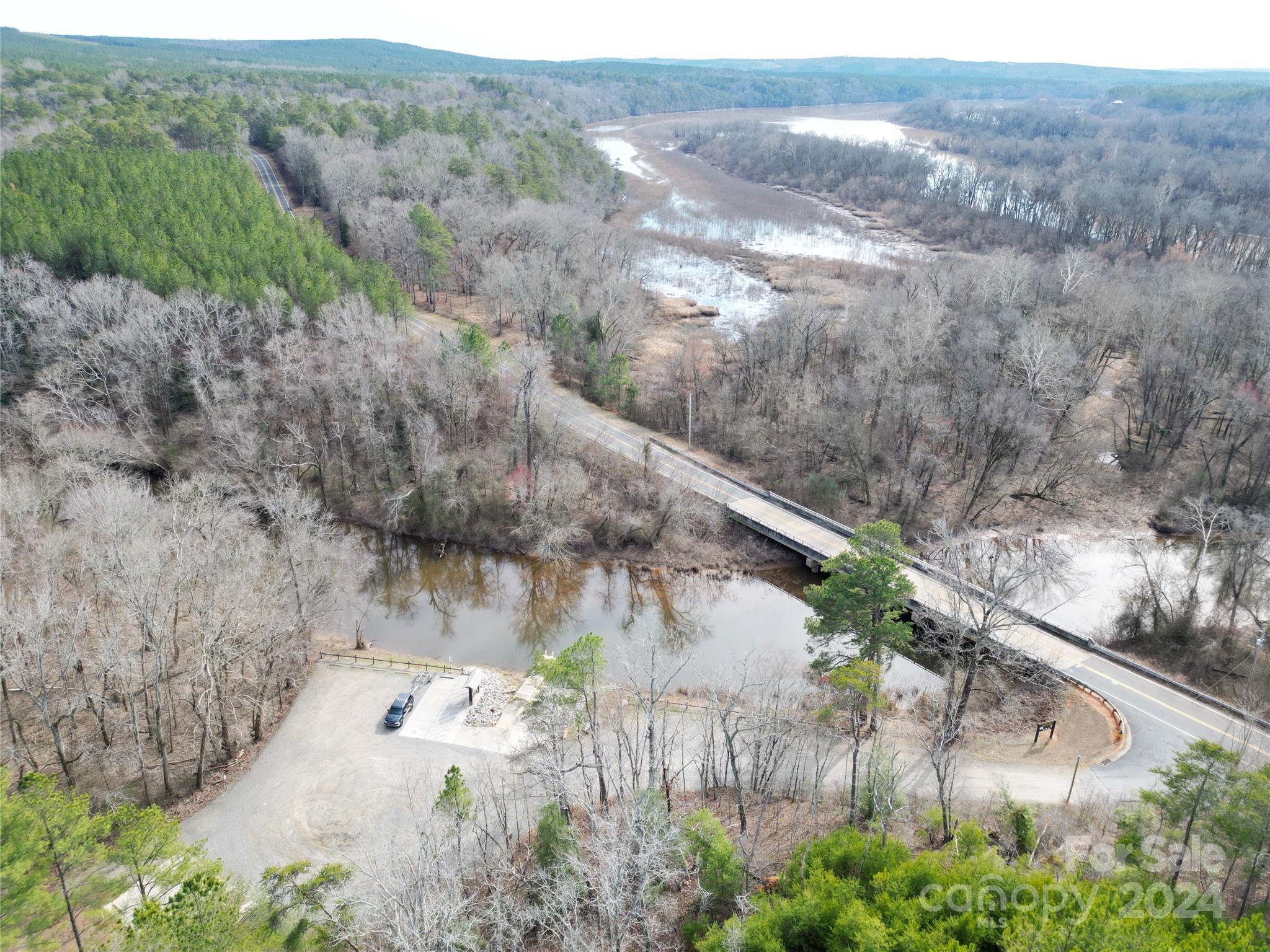 main property photo 35