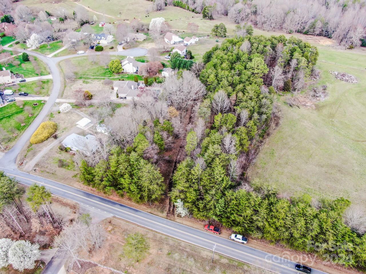 main property photo 14