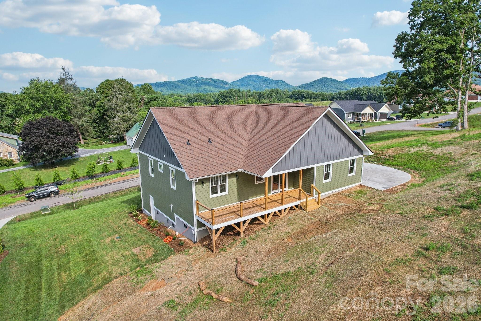 main property photo 45