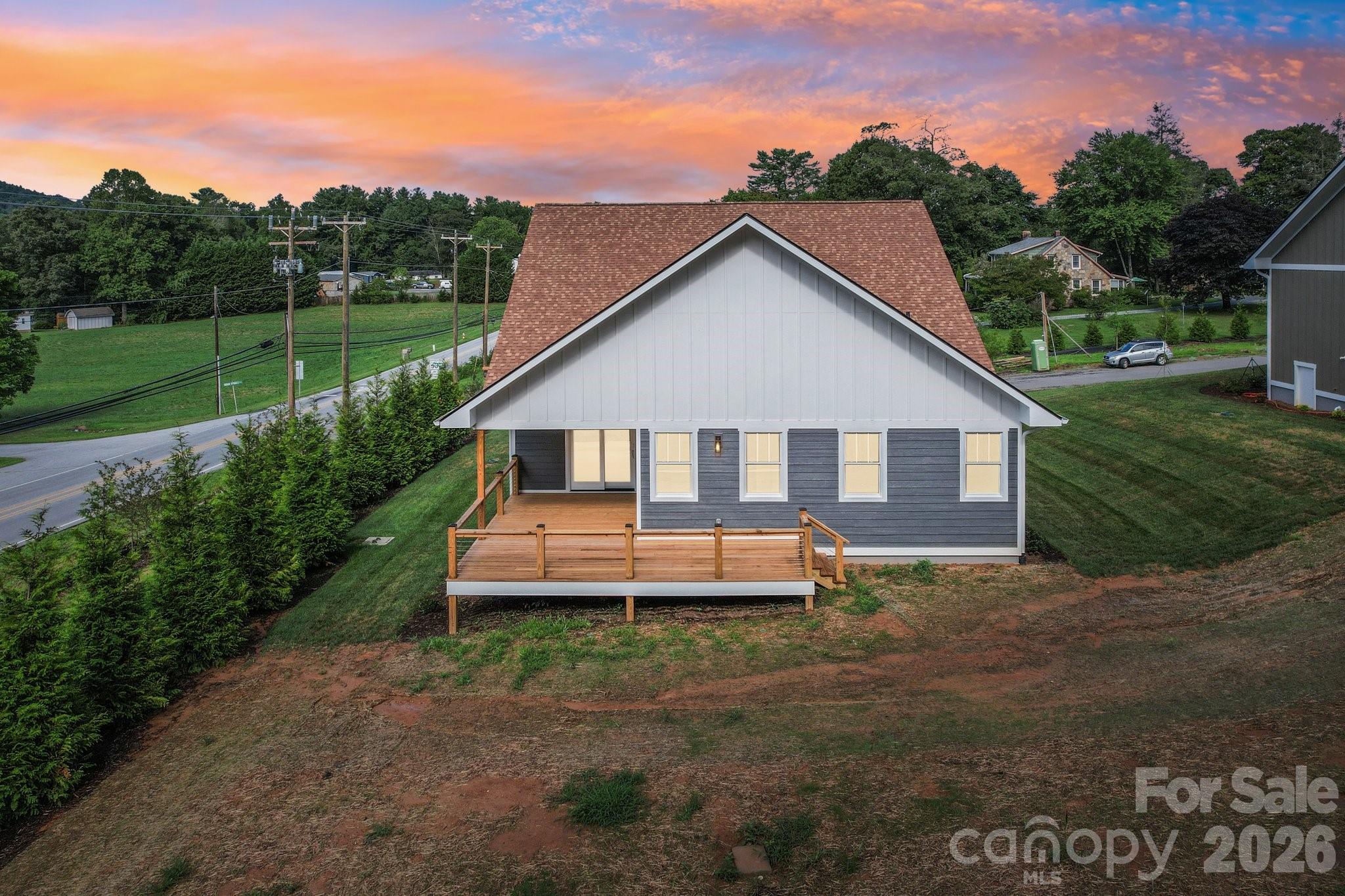 main property photo 3