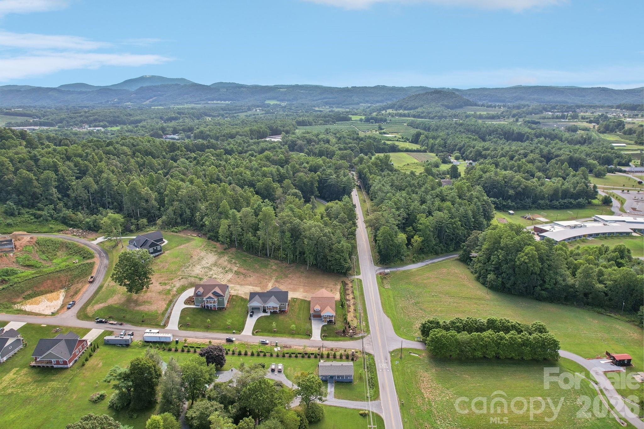 main property photo 33