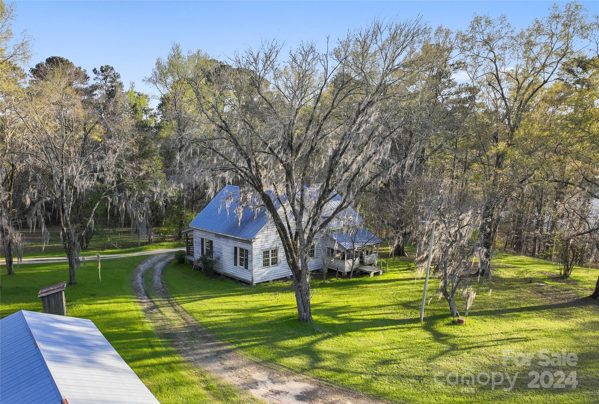 main property photo 36