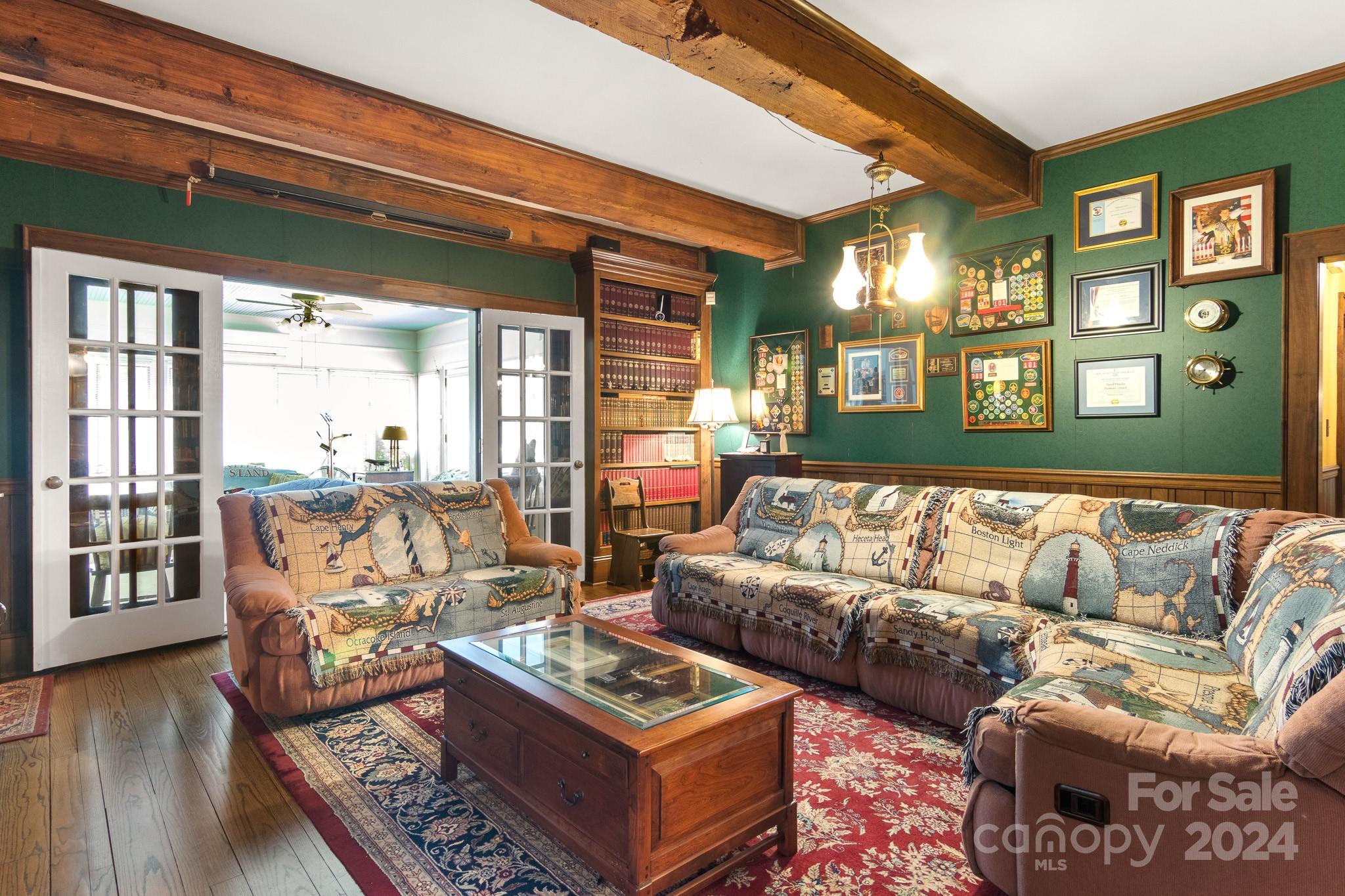 main property photo 15