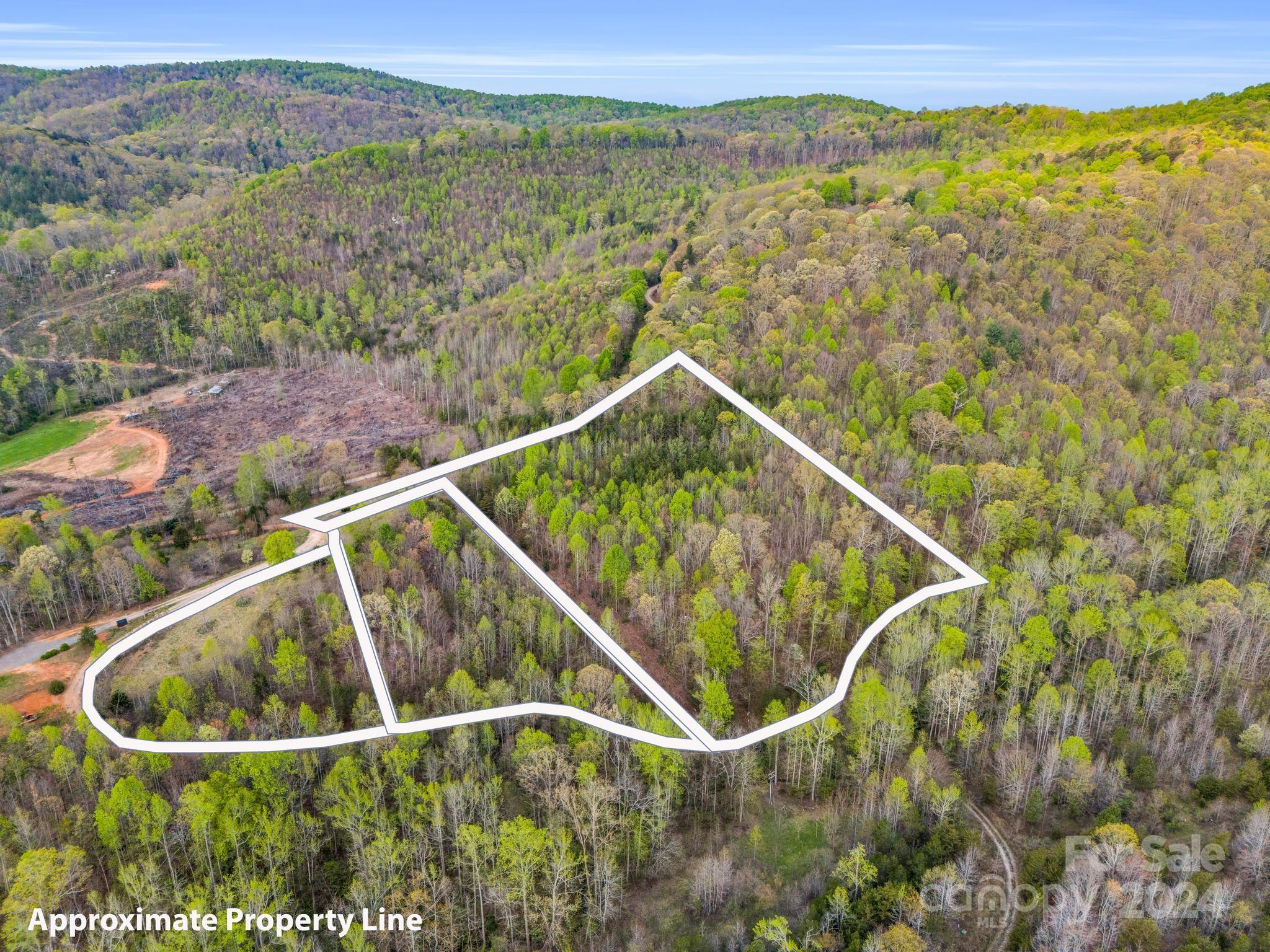 main property photo 28