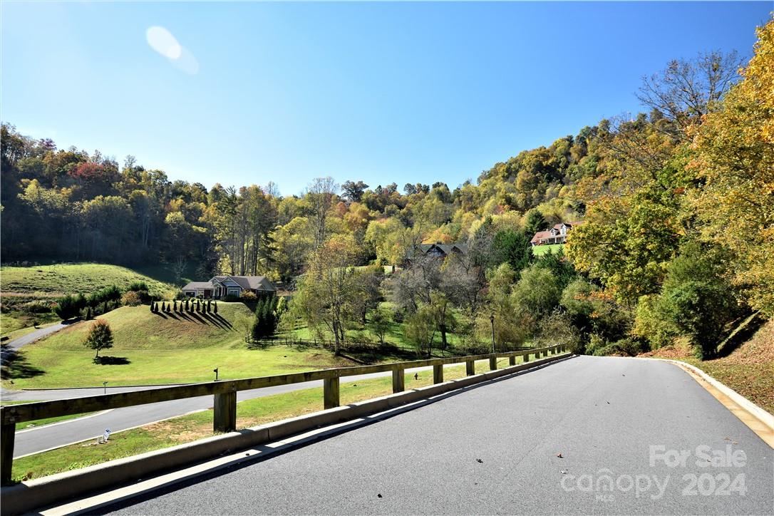 main property photo 6