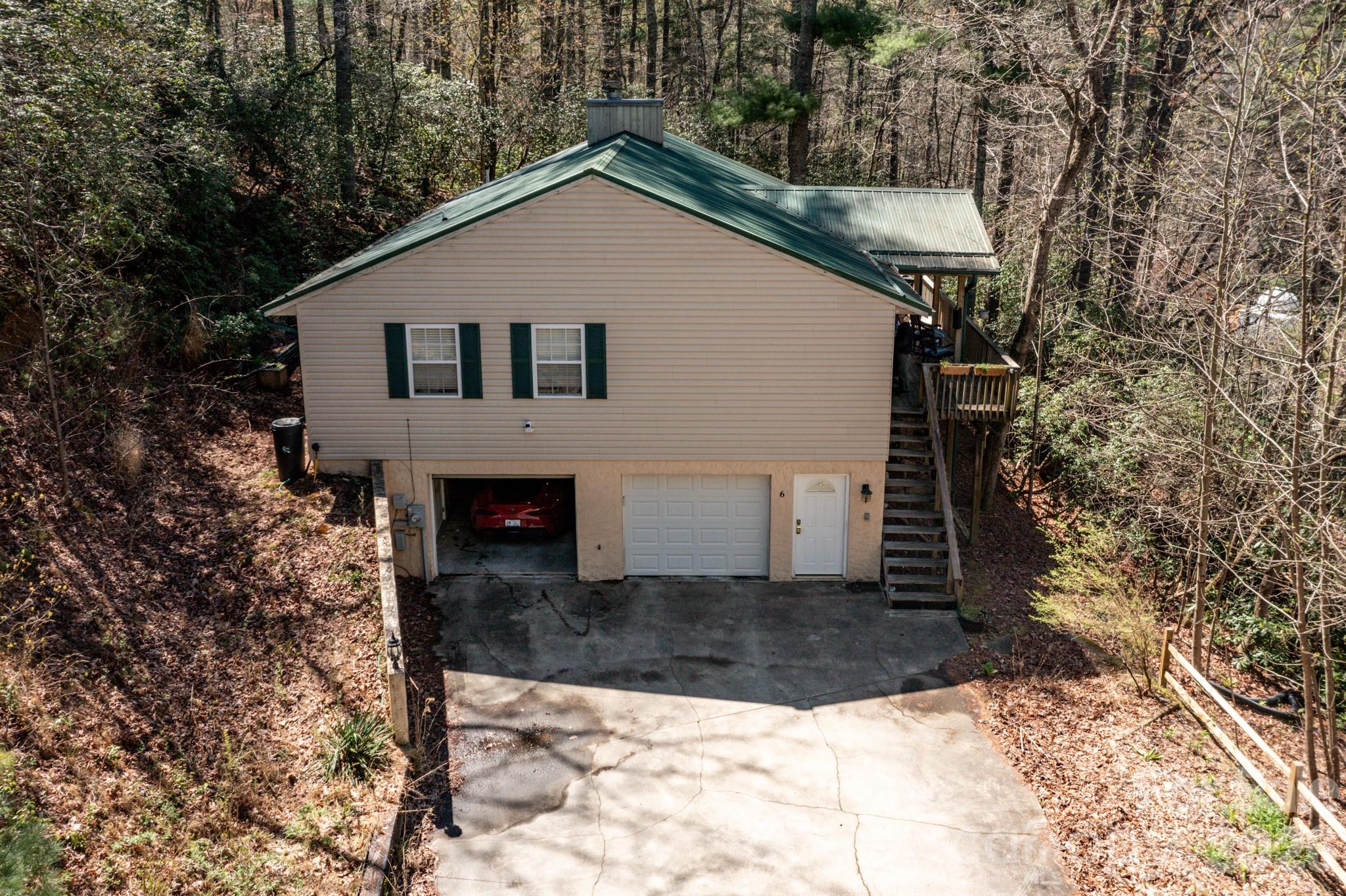 main property photo 28