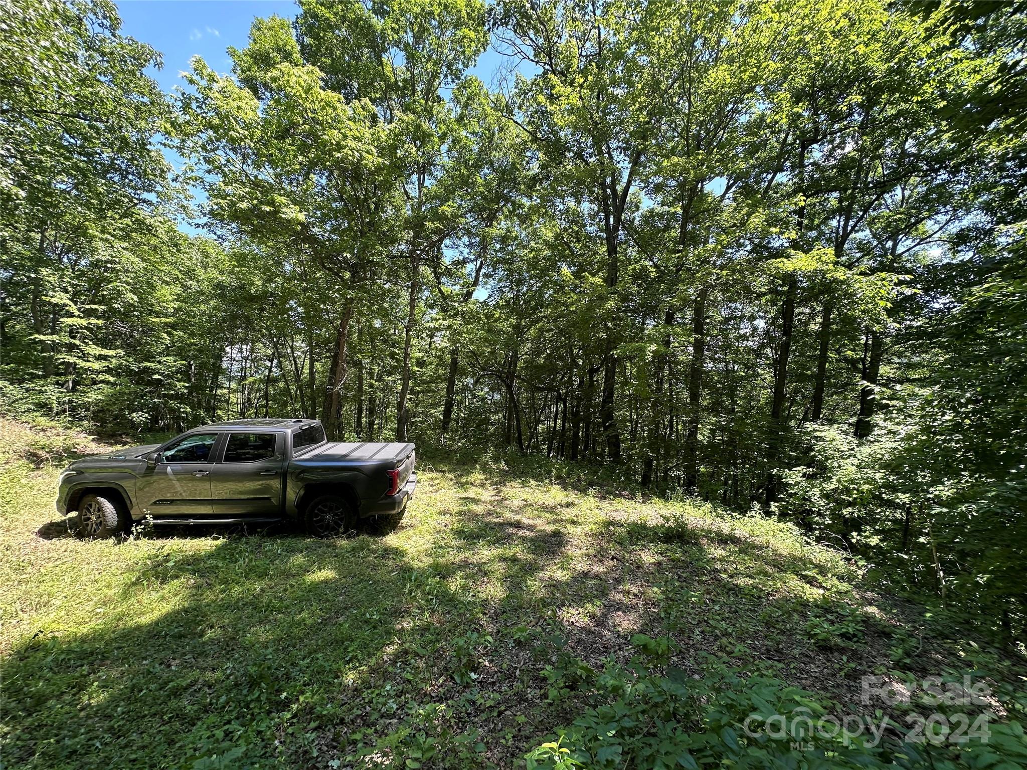 main property photo 25