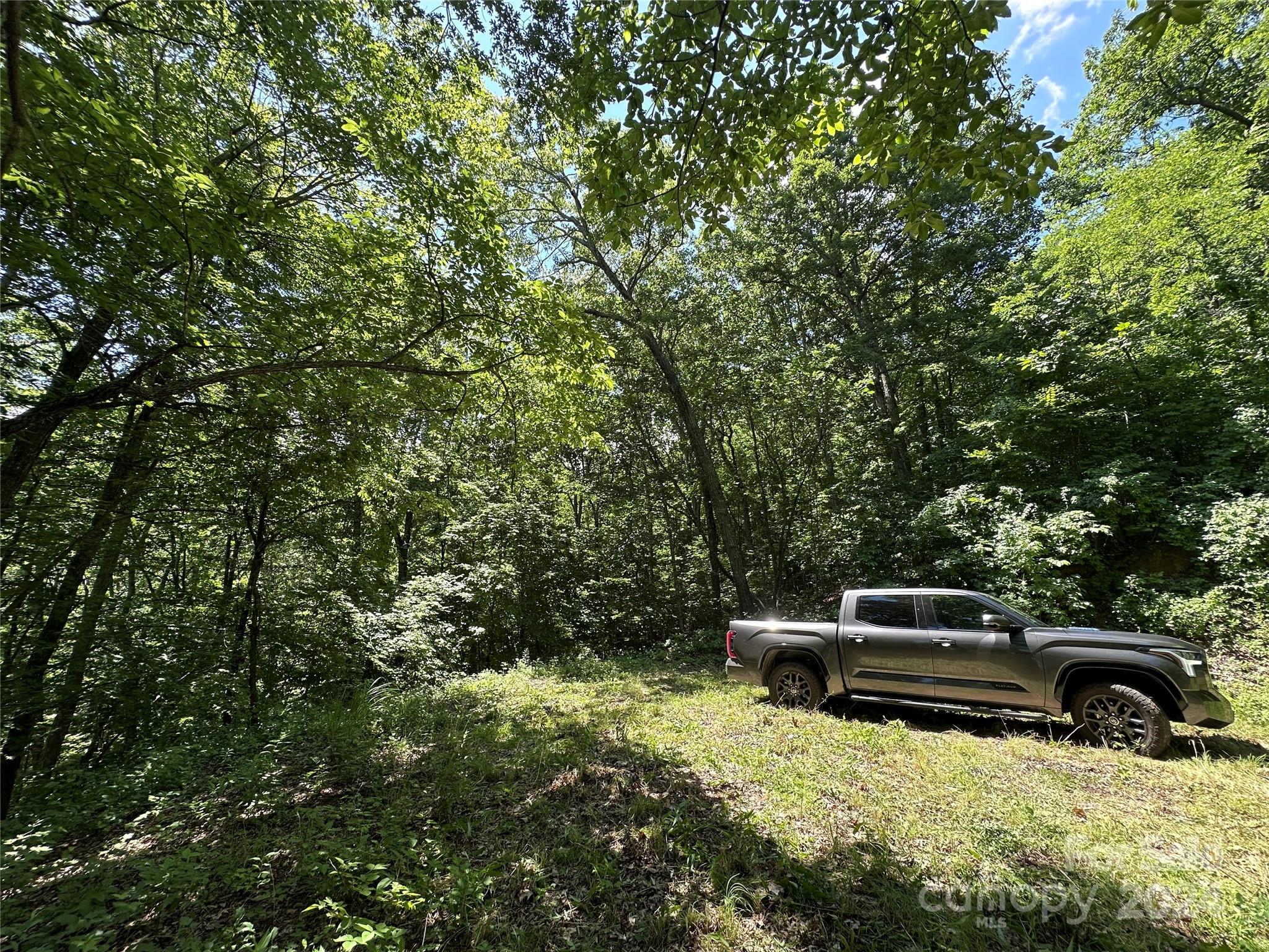 main property photo 30