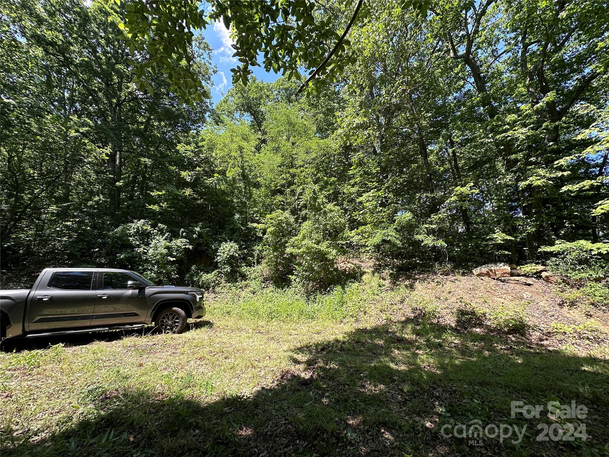 main property photo 31