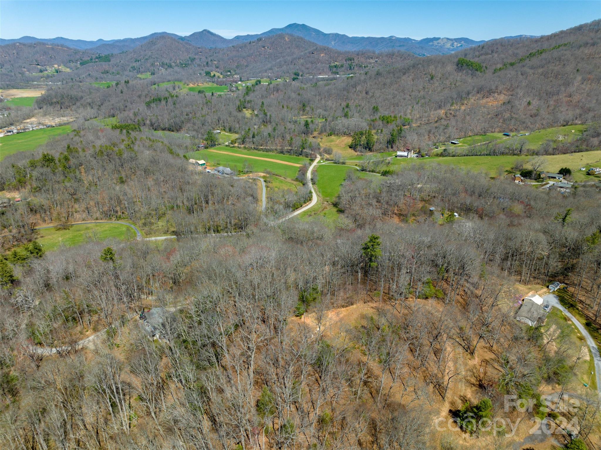 main property photo 9