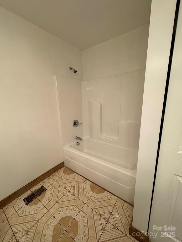 property viewer photo 16